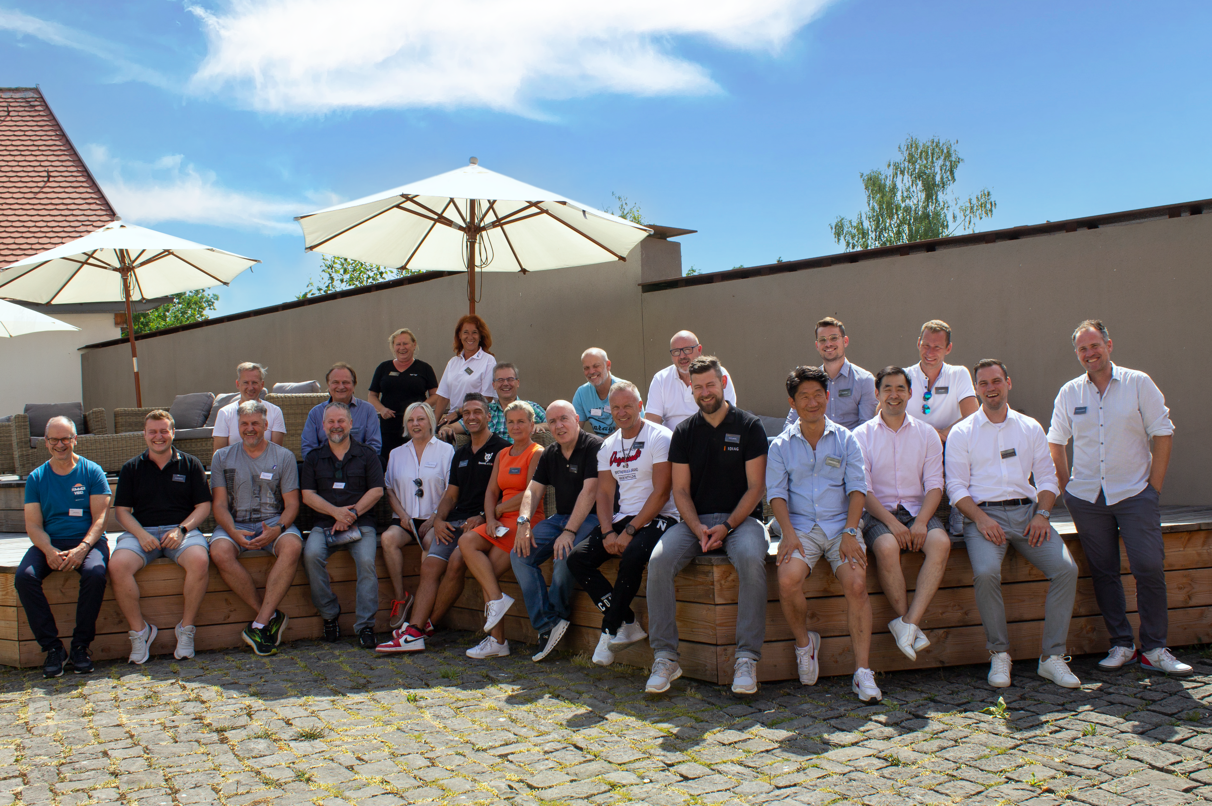 Betreibernetzwerk Gruppenbild Body & Soul Fitness Wave Erkenbrechtshausen Betreibernetzwerk Gruppenbild Body & Soul Fitness Wave Erkenbrechtshausen